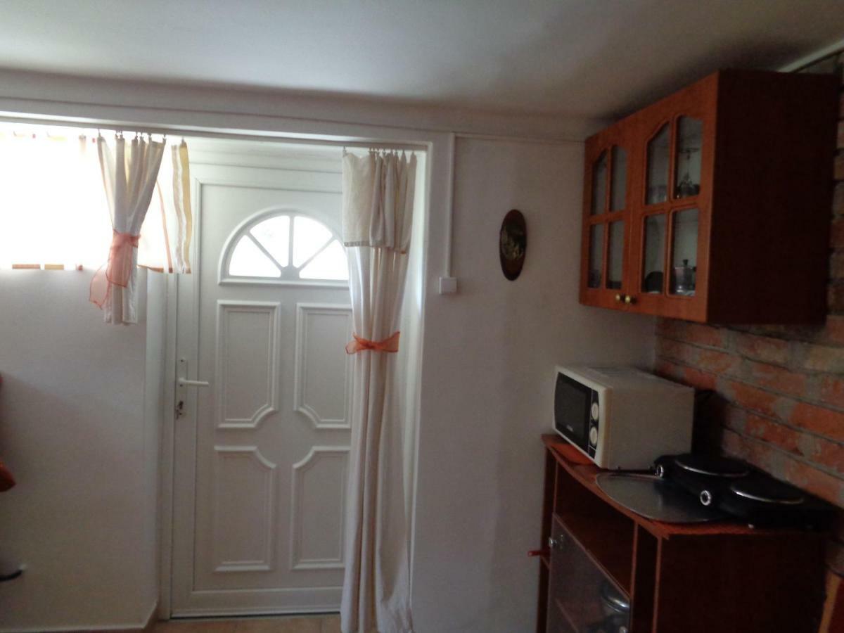 Irénke Apartman Alsópáhok